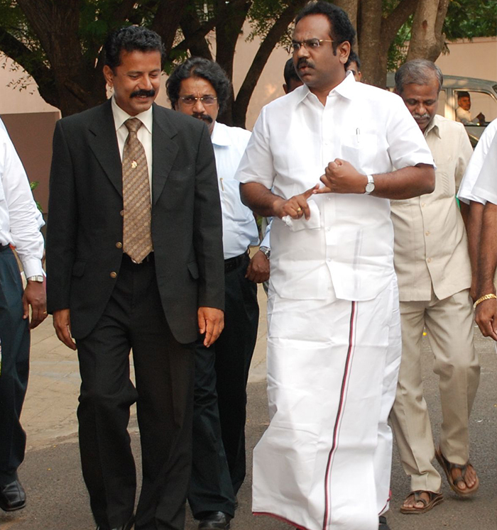 With Educational Minister Thiru.Thangam Thennarasu - 2009